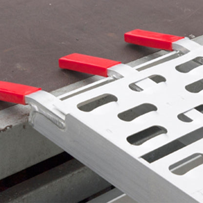STEMA Alu-Auffahrrampe Model B – ausgeklappt