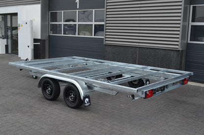 Wechselpritscheanhänger 2.700 kg zwei Achser von VLEMMIX - Nutzmaß (L × B): 360 × 245 cm