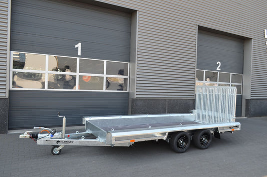 Baumaschinenanhänger 3.500 kg zwei Achsen von VLEMMIX - Nutzmaß (L × B): 400 × 150 cm