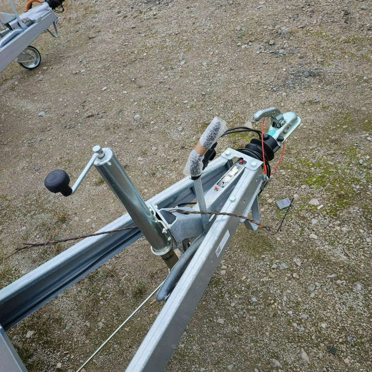 Planenanhänger 2.000 kg von STEMA - Nutzmaß (L × B): 301 × 153 cm