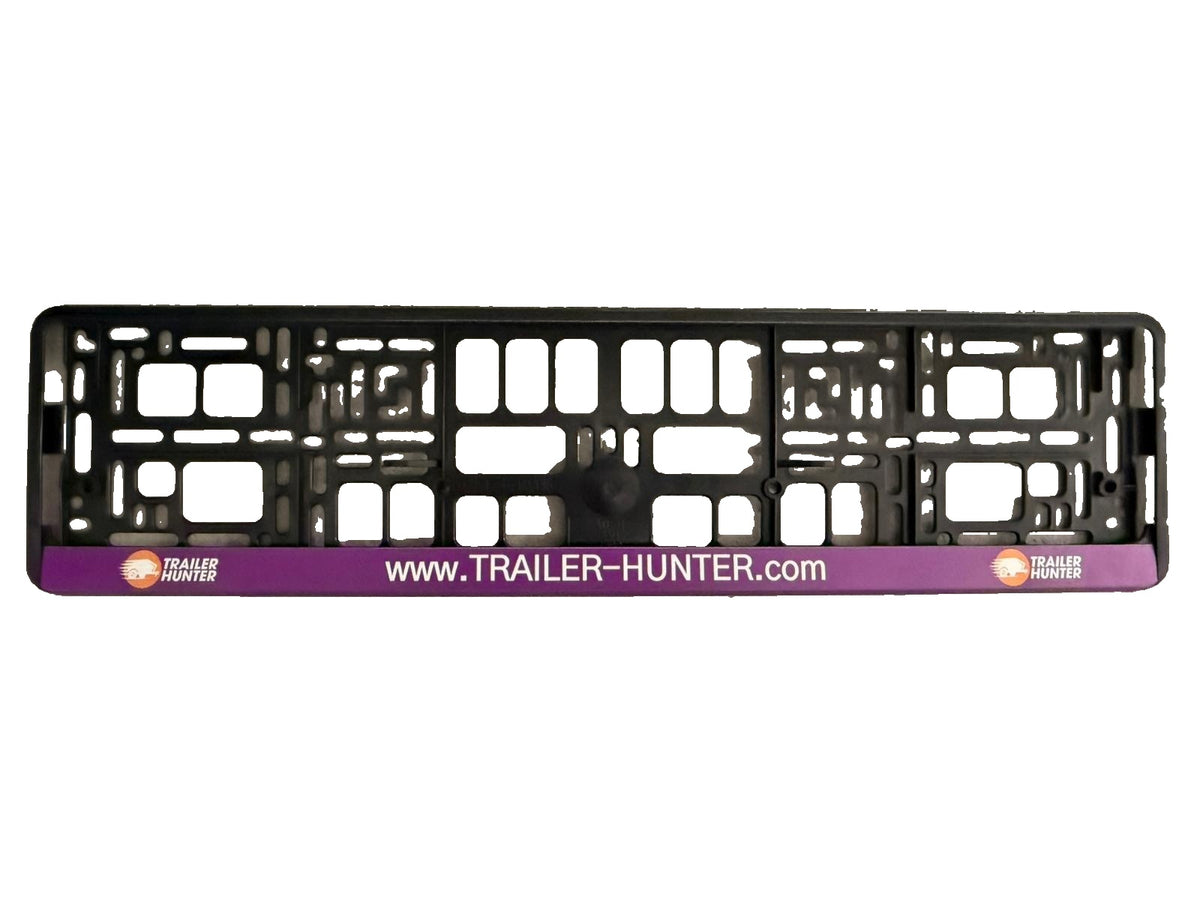 Kennzeichenhalter Trailer Hunter – für deutsche Standard-Kennzeichen (53 × 13,4 cm)